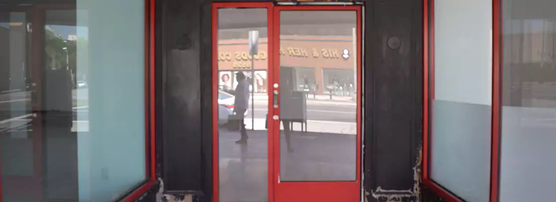 Sliding Motion Sensor Door Service in Maple, ON
